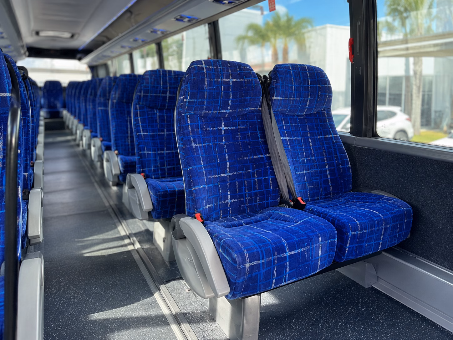 game day shuttles to uc merced bobcats and merced college blue devils events