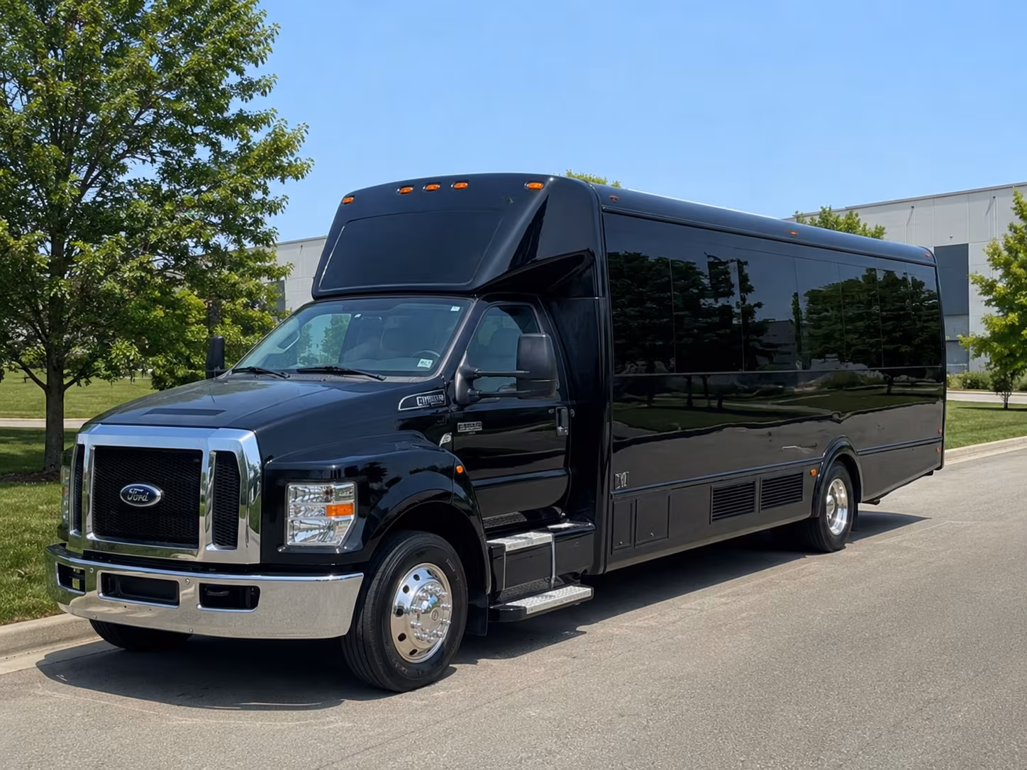 merced party bus